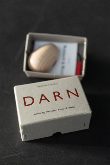 ESSENTIAL DARNING KIT fra Merchant & Mills